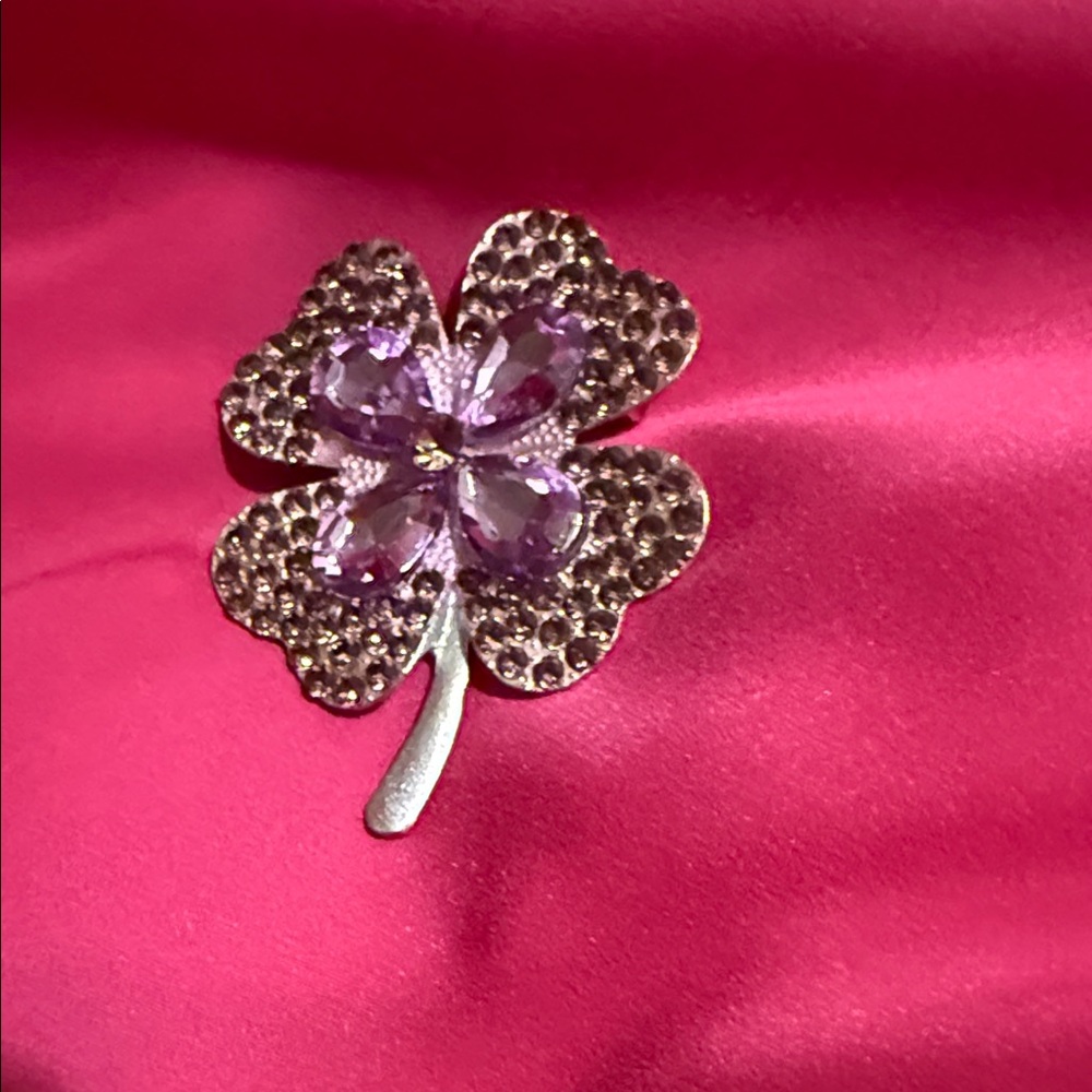 Purple Clover Brooch - Picture 3 of 9